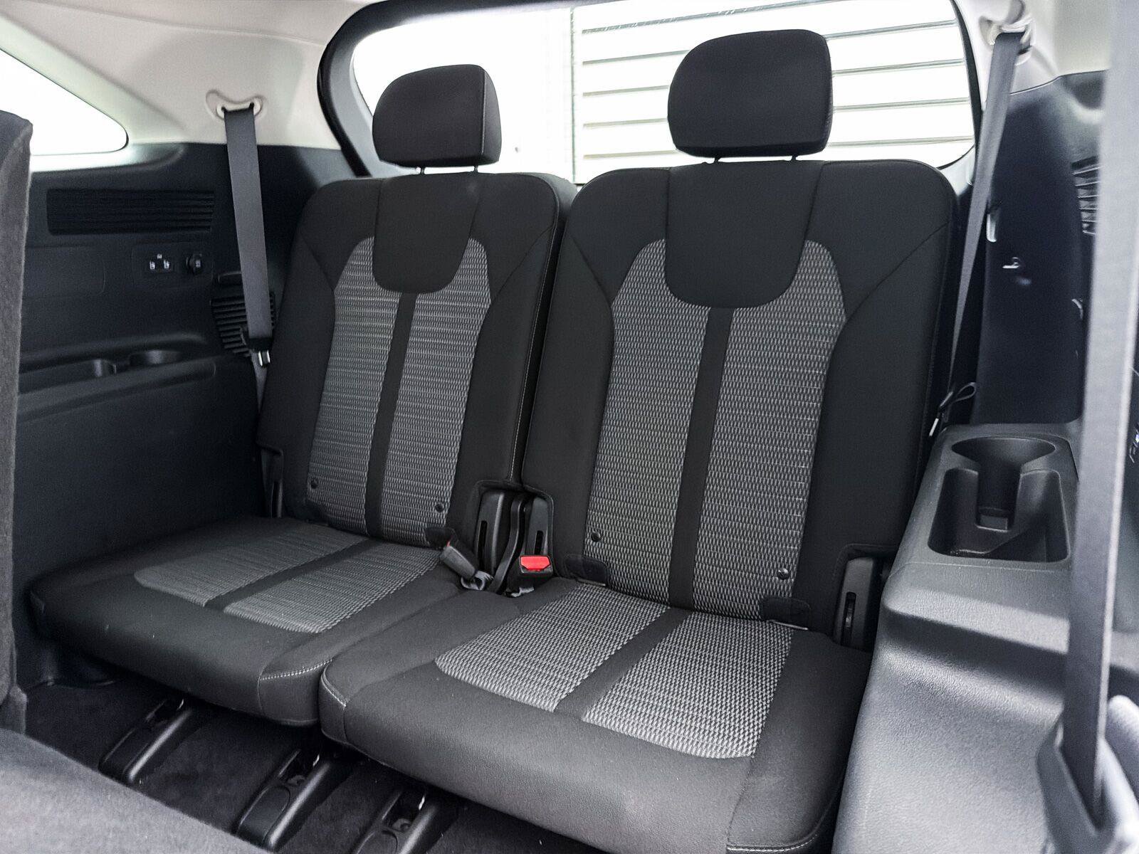 Used 2022 Kia Sorento LX FWD image 21