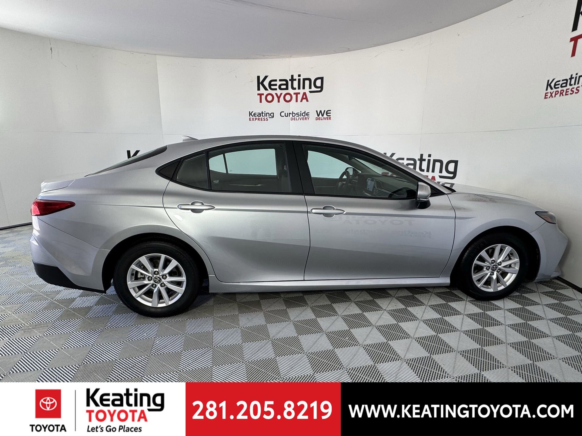 Certified 2025 Toyota Camry LE image 5