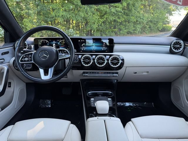 Used 2022 Mercedes-Benz A 220 4MATIC image 40