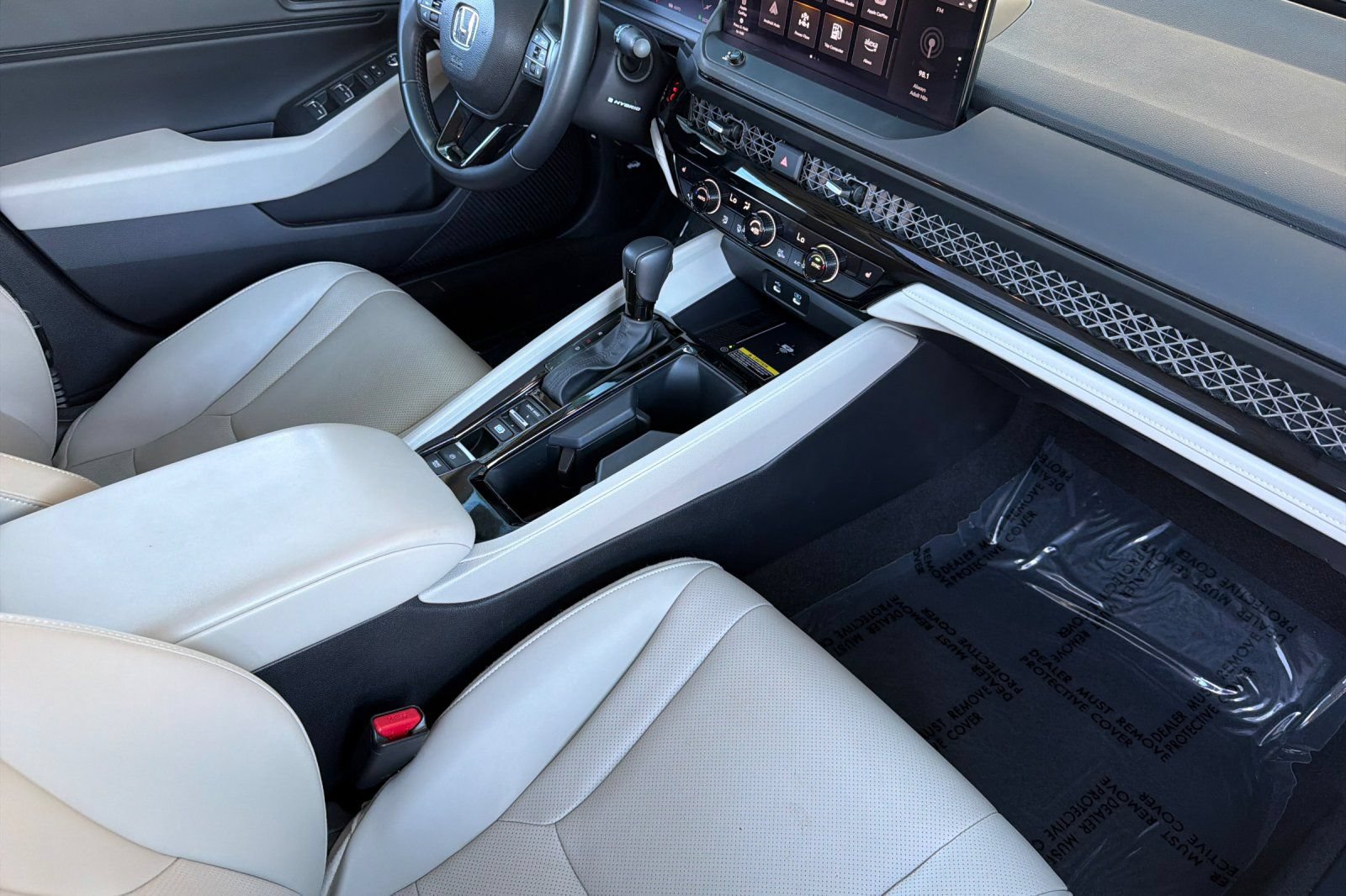 Used 2025 Honda Accord EX-L image 15