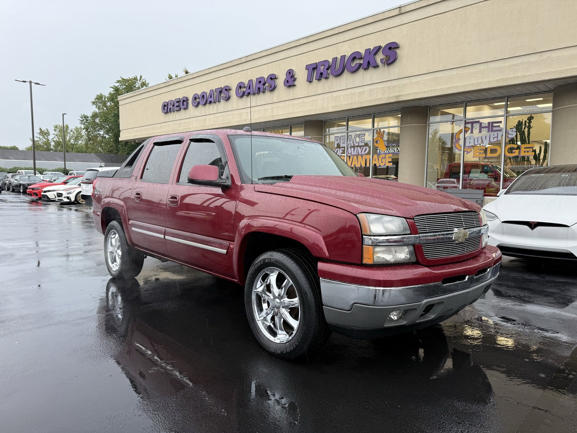 Used 2005 Chevrolet Avalanche Z71 w/ Sun And Sound Package