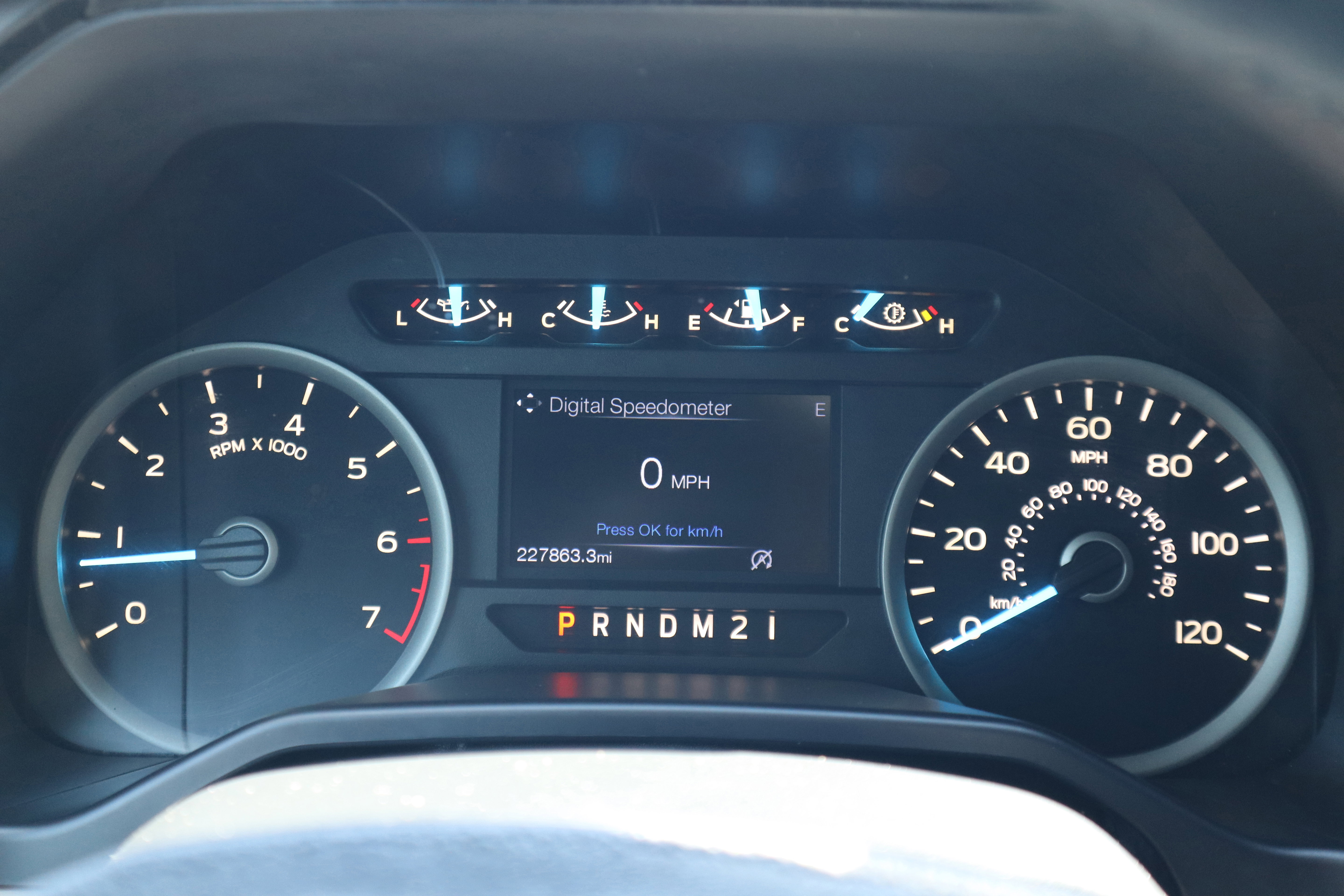 Used 2016 Ford F150 XLT w/ Equipment Group 302A Luxury image 18