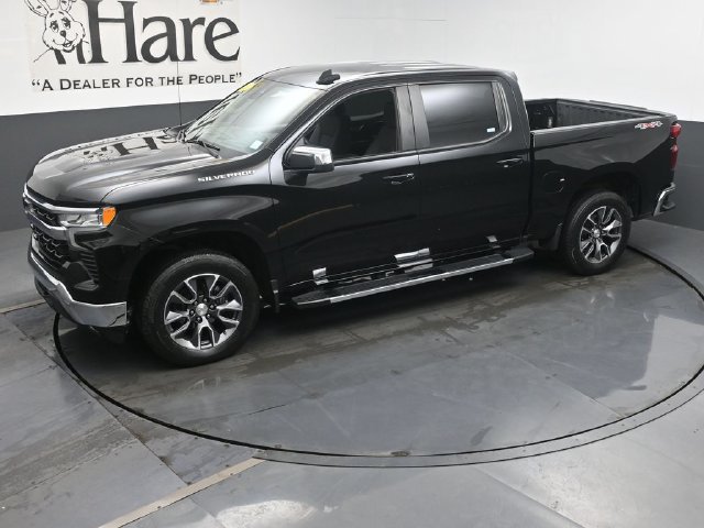 Used 2023 Chevrolet Silverado 1500 LT AWD/4WD image 48
