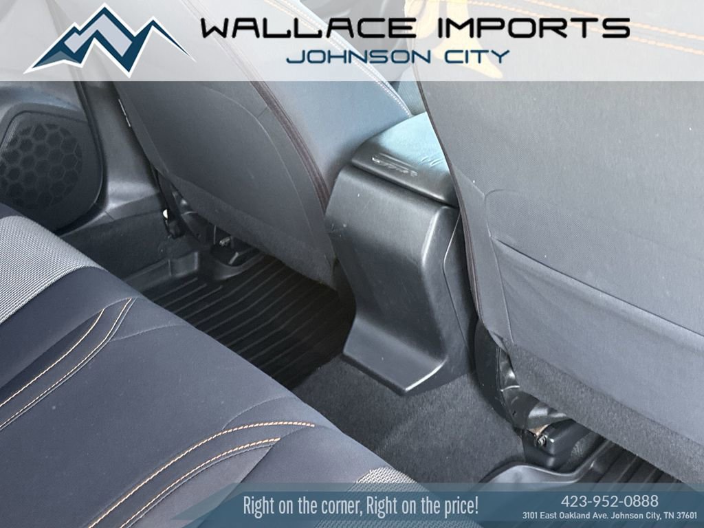 Used 2022 Subaru Crosstrek 2.0i Premium w/ Moonroof Package image 43