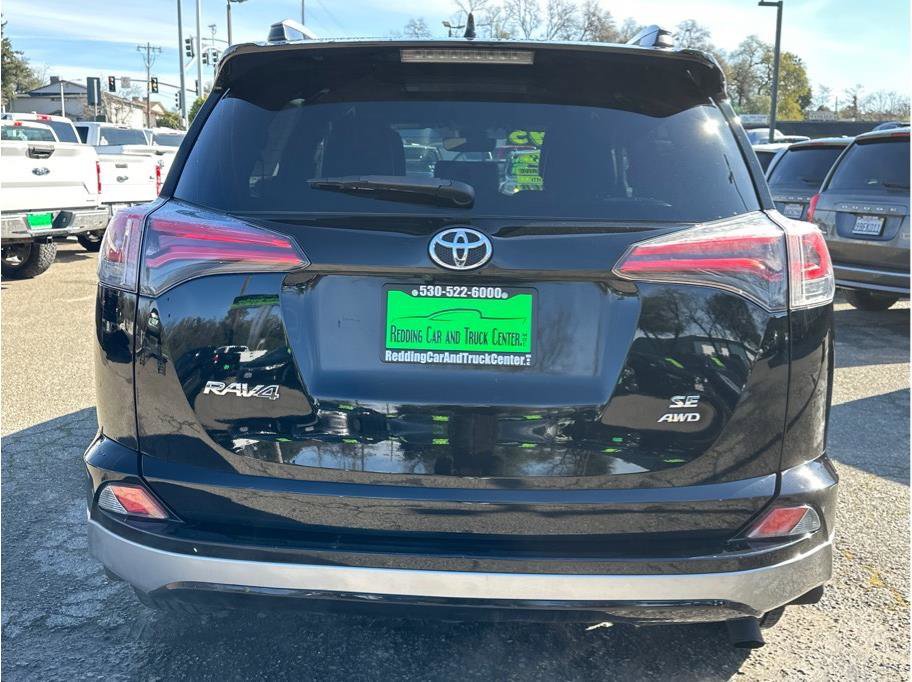 Used 2018 Toyota RAV4 SE w/ Power Extra Value Package image 6