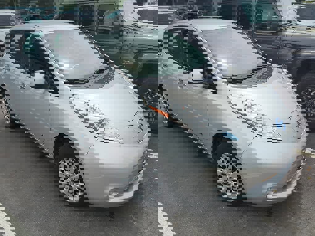 Used 2017 Nissan Leaf S w/ Charge Package