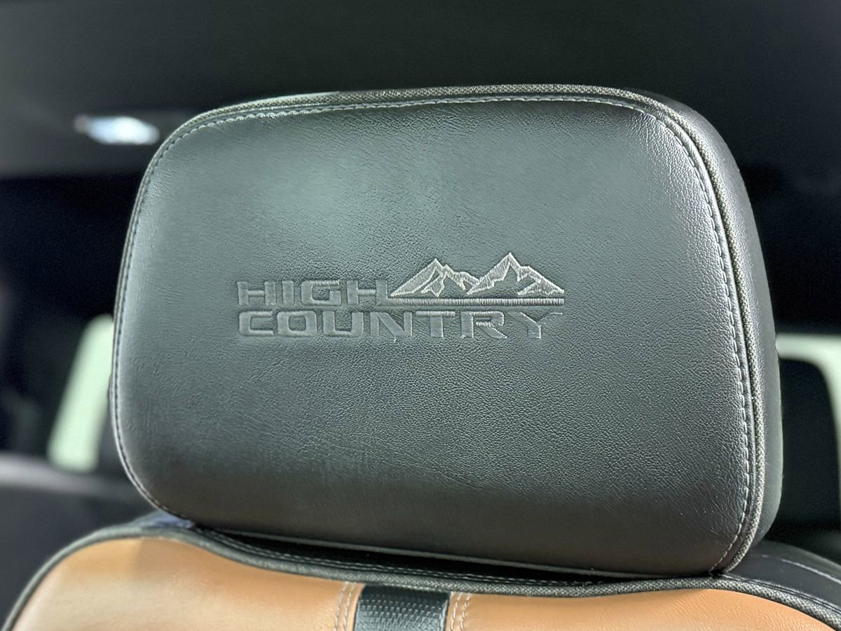 Used 2020 Chevrolet Silverado 1500 High Country AWD/4WD image 14
