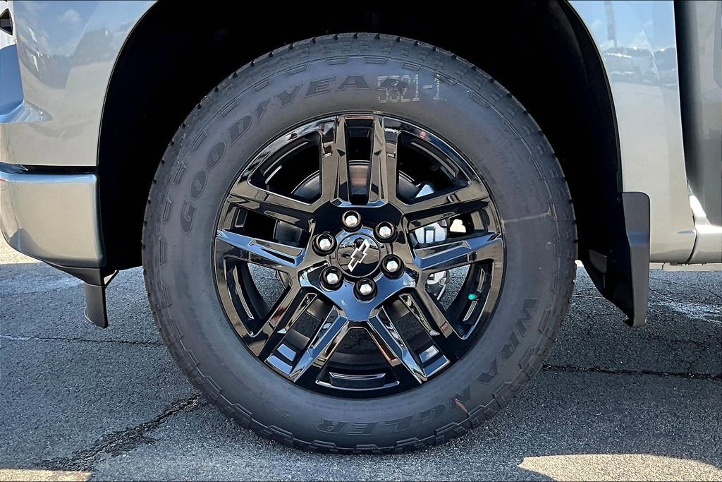 New 2026 Chevrolet Silverado 1500 Custom image 12