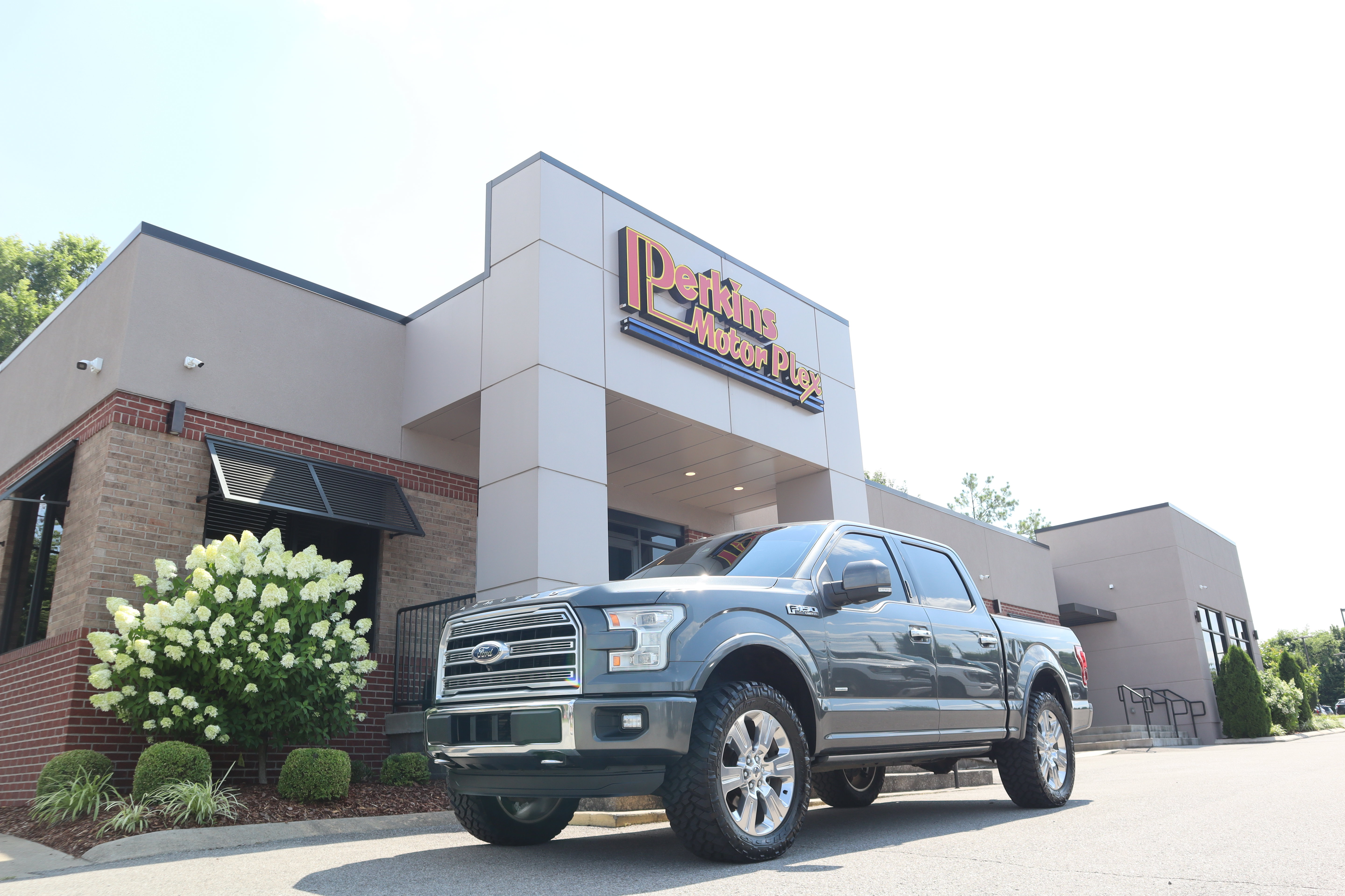 Used 2016 Ford F150 Limited w/ Trailer Tow Package AWD/4WD image 39