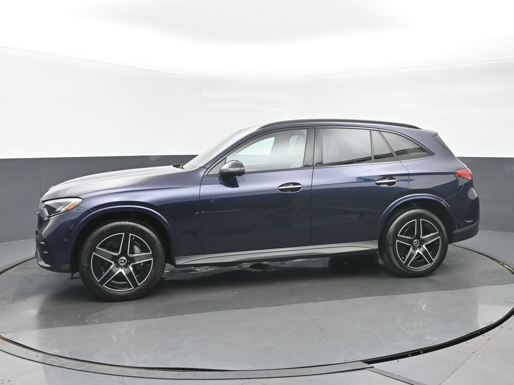 Used 2023 Mercedes-Benz GLC 300 4MATIC w/ AMG Line image 6