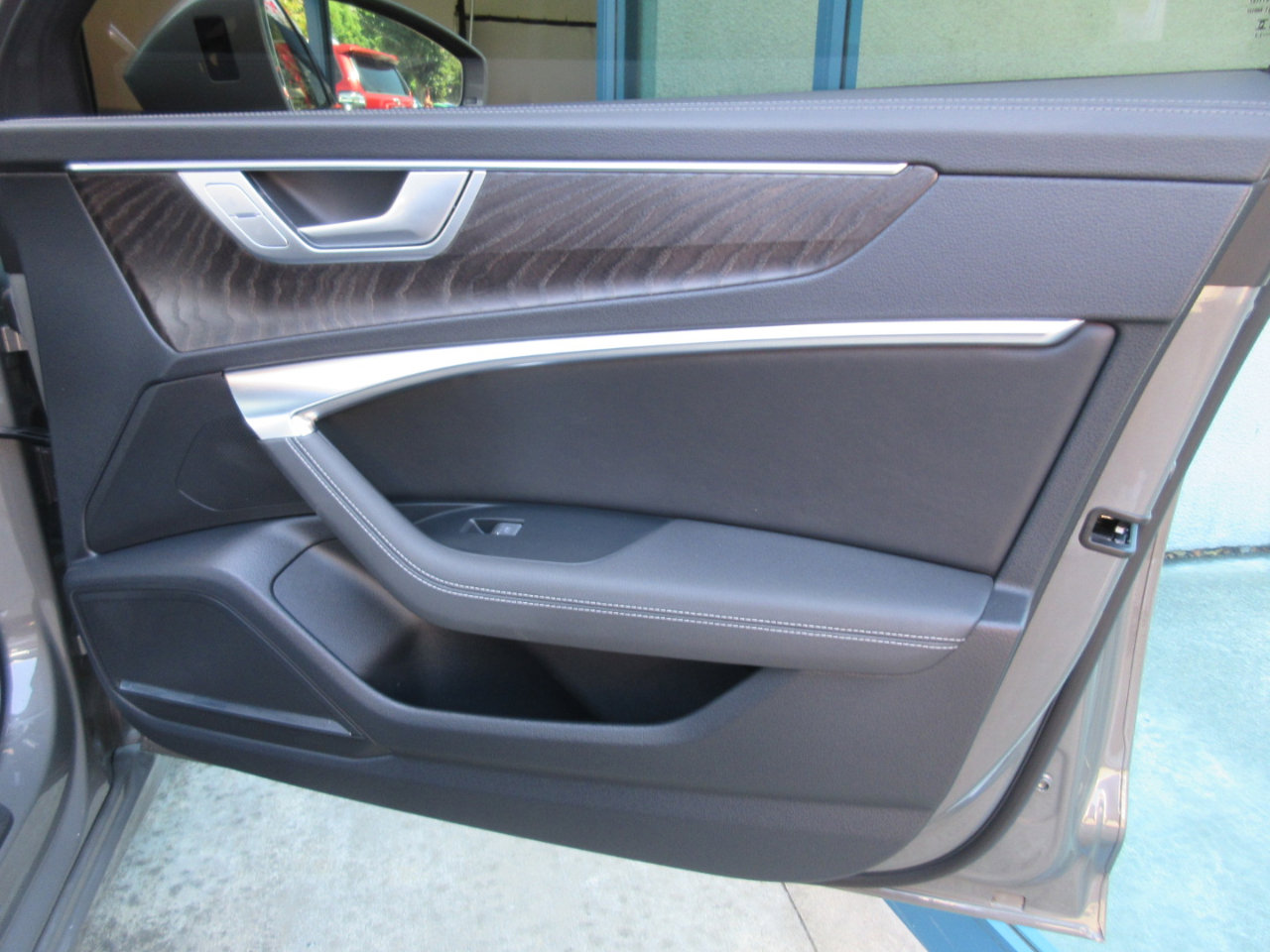 Used 2023 Audi A6 Premium Plus image 21