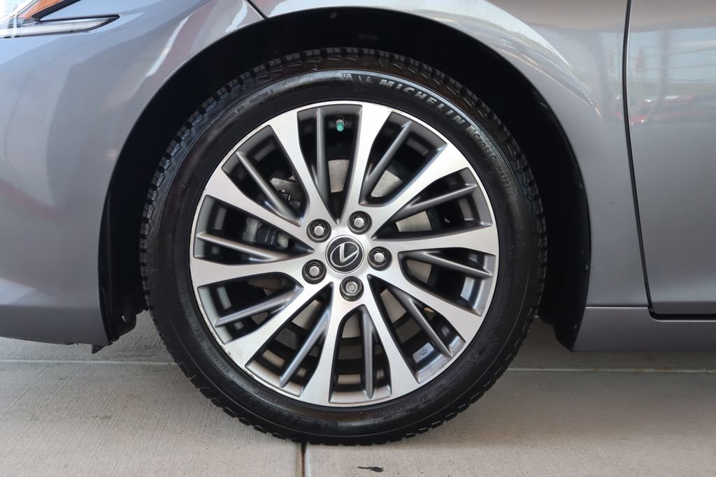 Used 2020 Lexus ES 350 w/ Premium Package FWD image 5