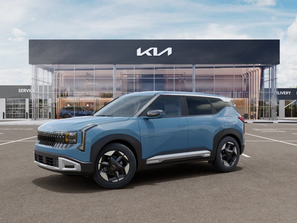 New 2027 Kia Seltos S FWD image 3