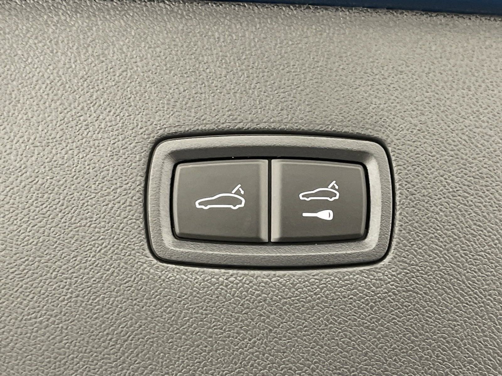 New 2025 Porsche Cayenne Coupe image 36