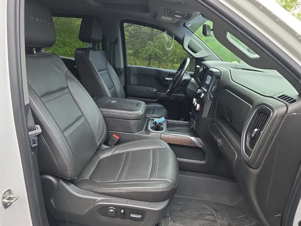 Used 2019 GMC Sierra 1500 Denali w/ Denali Ultimate Package AWD/4WD image 23