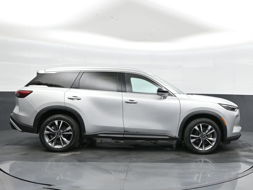 Used 2023 INFINITI QX60 Luxe AWD/4WD image 4