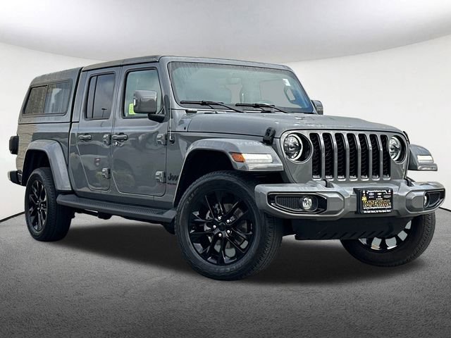 Used 2023 Jeep Gladiator Overland image 2