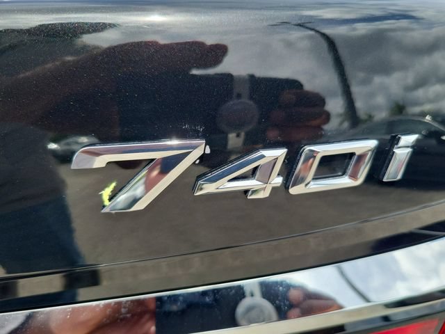Used 2025 BMW 740i RWD image 34