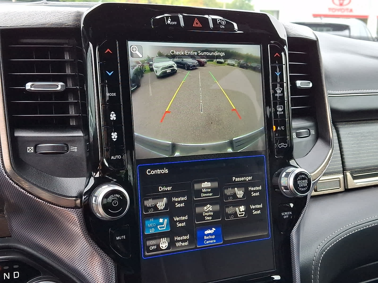 Used 2019 RAM 1500 Limited AWD/4WD image 21