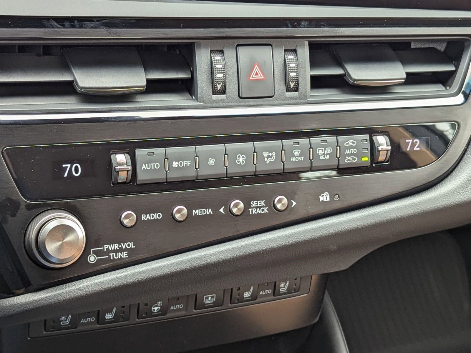 New 2025 Lexus ES 350 ES 350 Luxury image 30