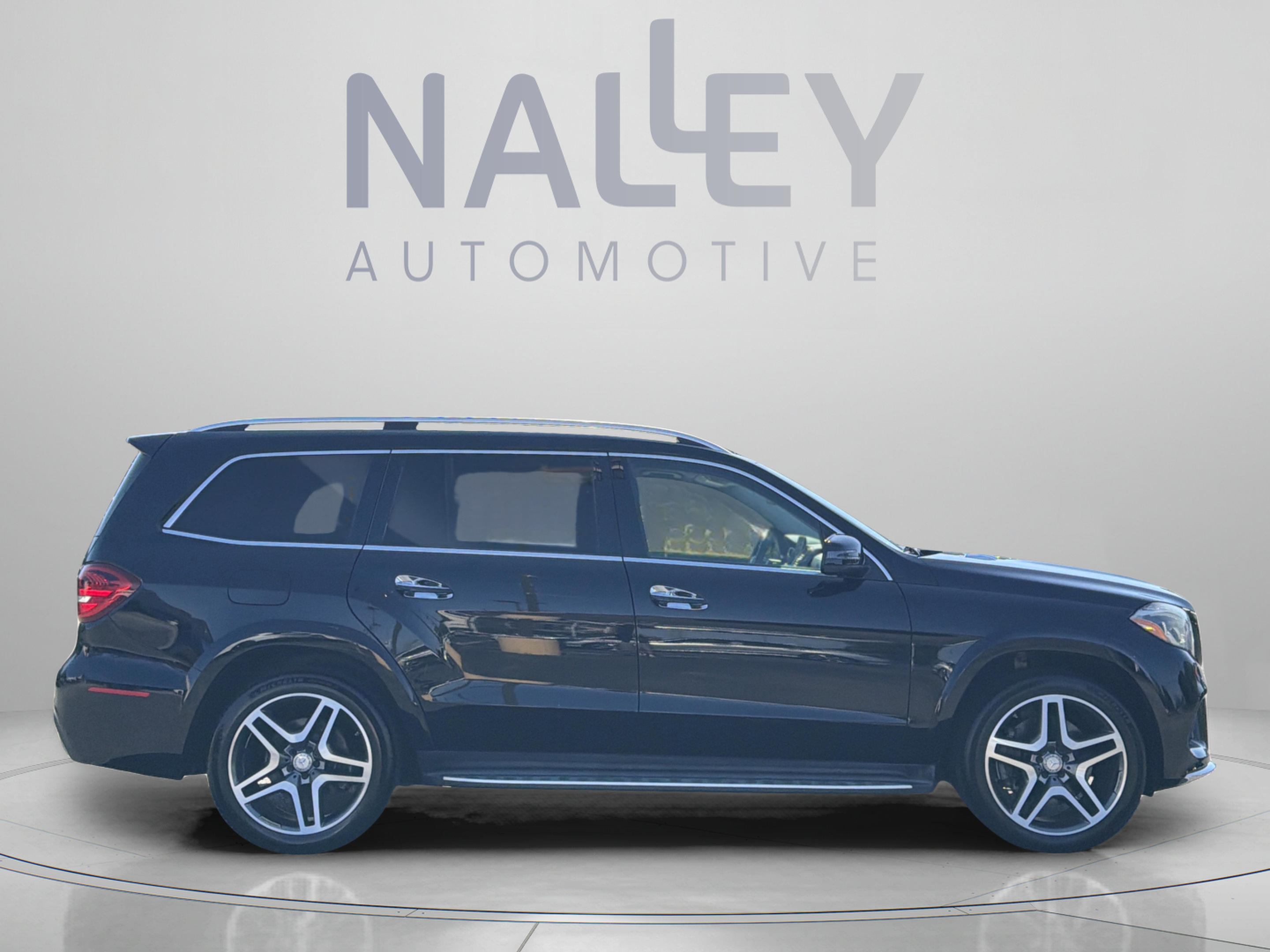 Used 2017 Mercedes-Benz GLS 550 4MATIC image 6
