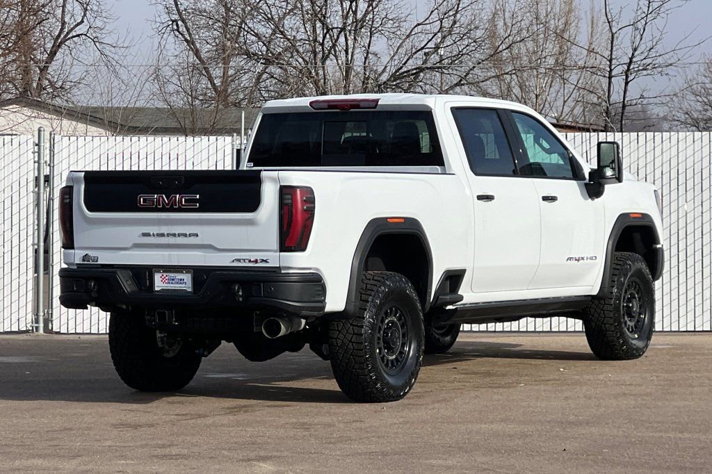 New 2026 GMC Sierra 2500 AT4X w/ AT4X AEV Edition AWD/4WD image 4