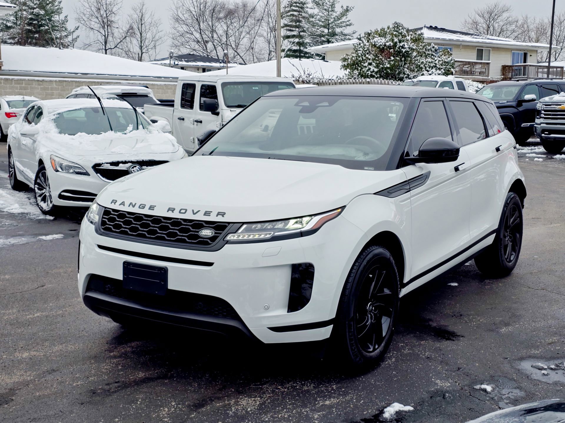 Used 2023 Land Rover Range Rover Evoque S image 11