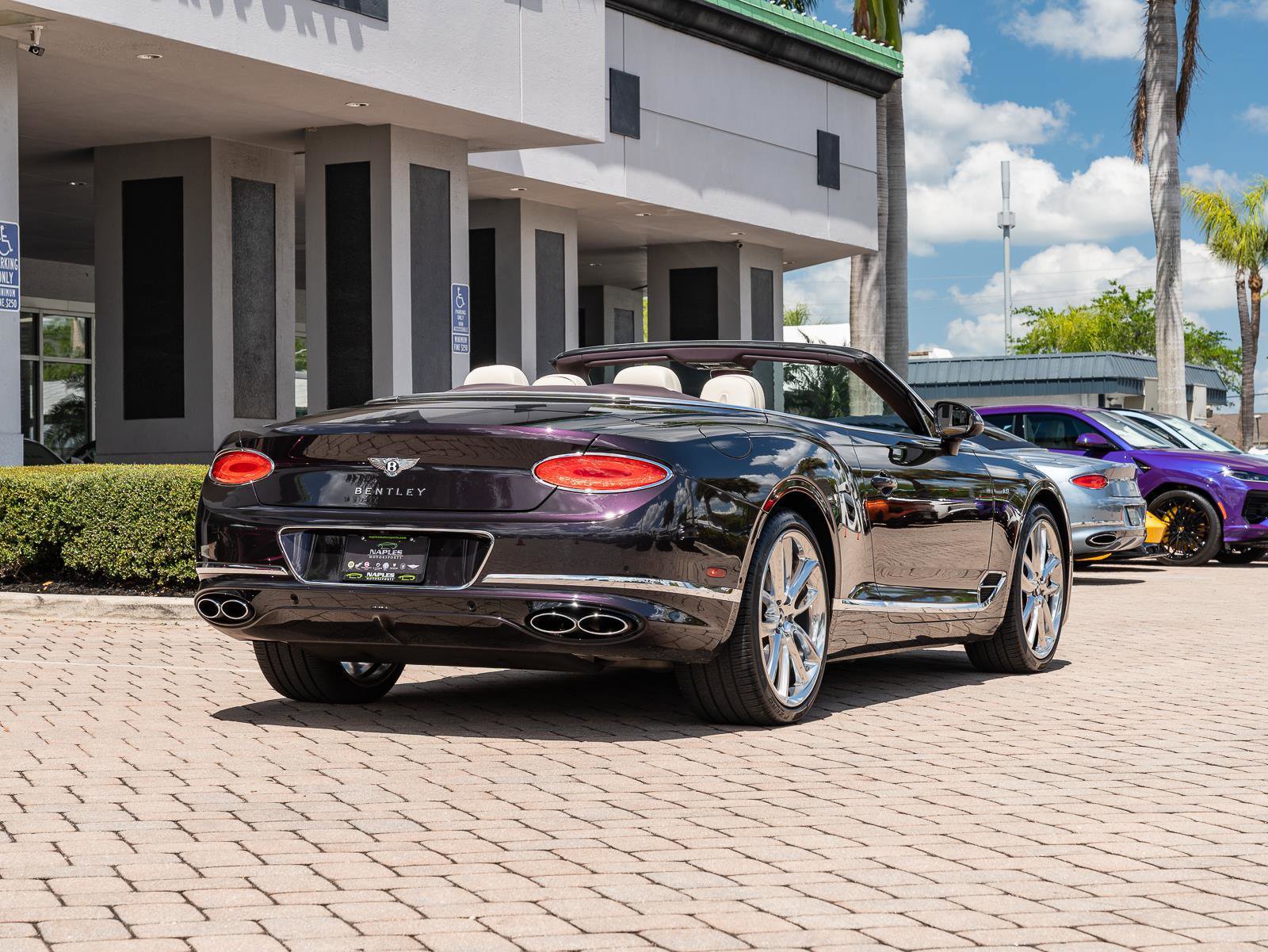 Used 2022 Bentley Continental GT Mulliner AWD/4WD image 55