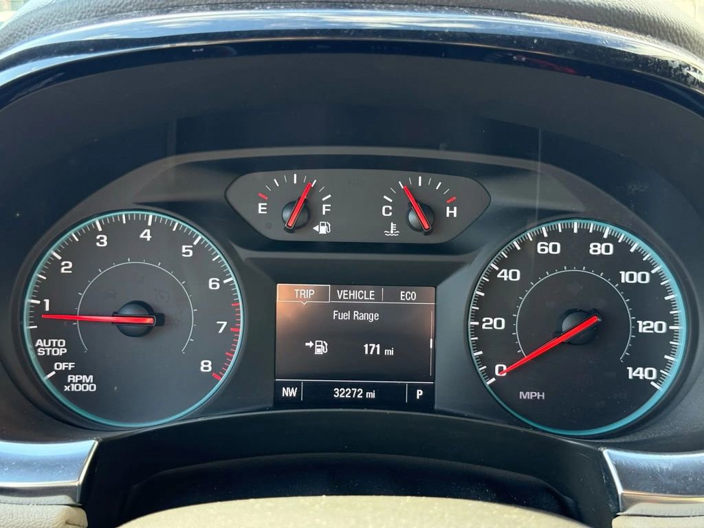 Used 2022 Chevrolet Traverse LT w/ LPO, Cargo Package image 21