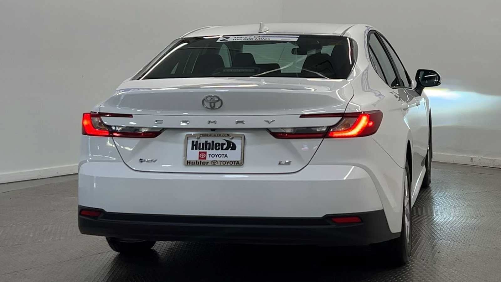 Used 2025 Toyota Camry LE FWD image 7