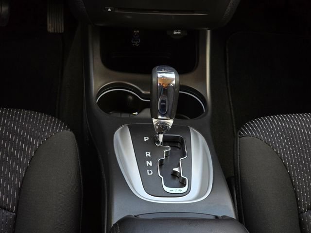 Used 2019 Dodge Journey SE w/ Connectivity Group FWD image 16