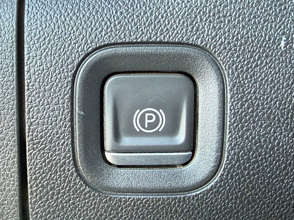 Used 2023 Chevrolet Silverado 2500 High Country w/ Safety Package II image 30