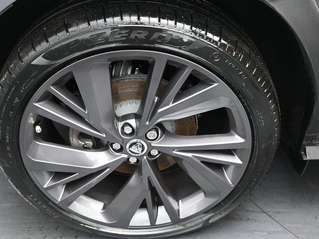 Used 2024 Jaguar I-PACE R-Dynamic HSE image 38