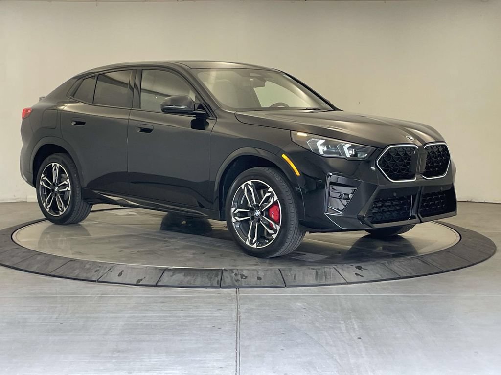 New 2026 BMW X2 xDrive28i w/ Technology Package AWD/4WD image 7