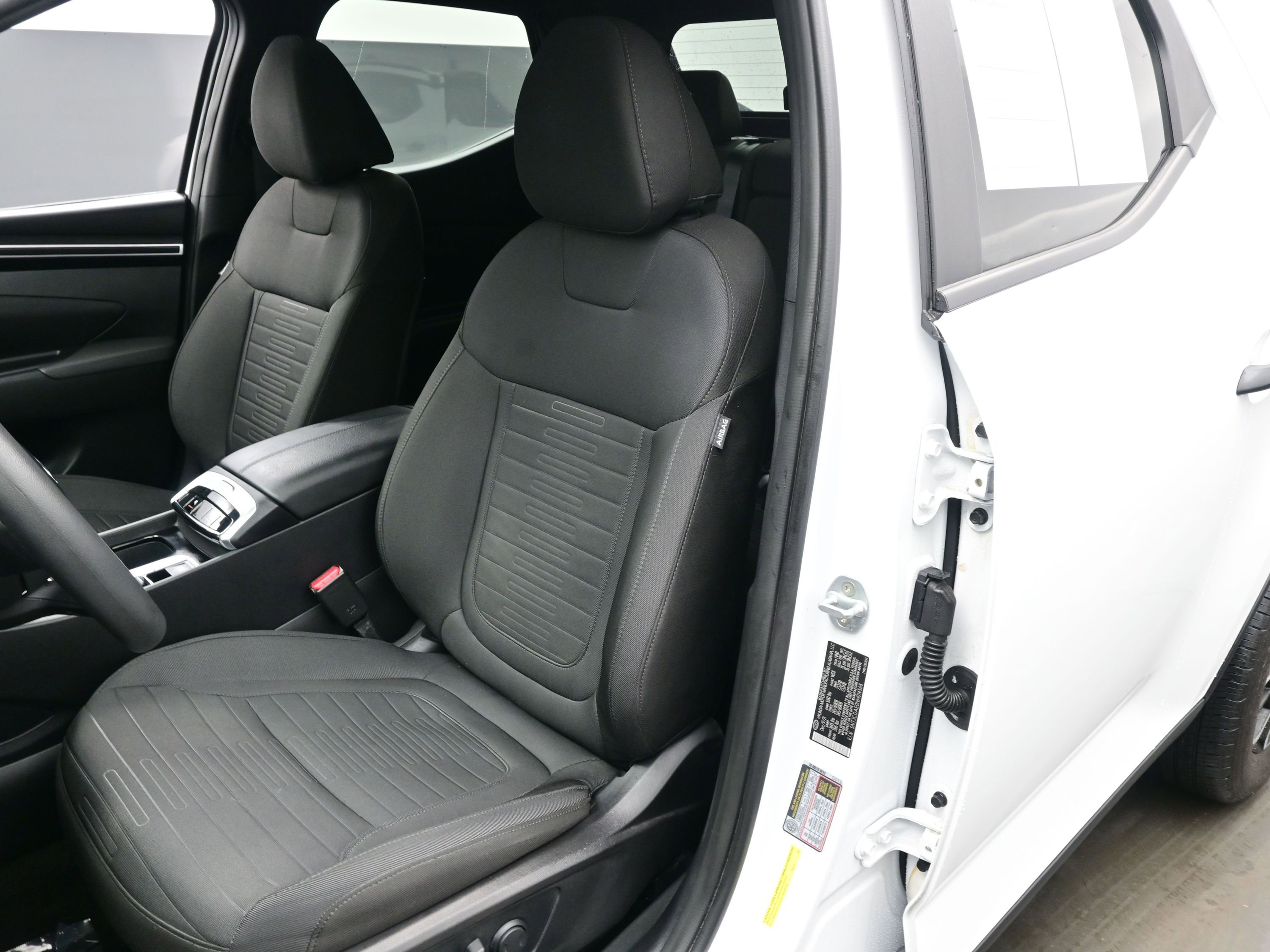 Certified 2022 Hyundai Santa Cruz SEL w/ Activity Package image 11