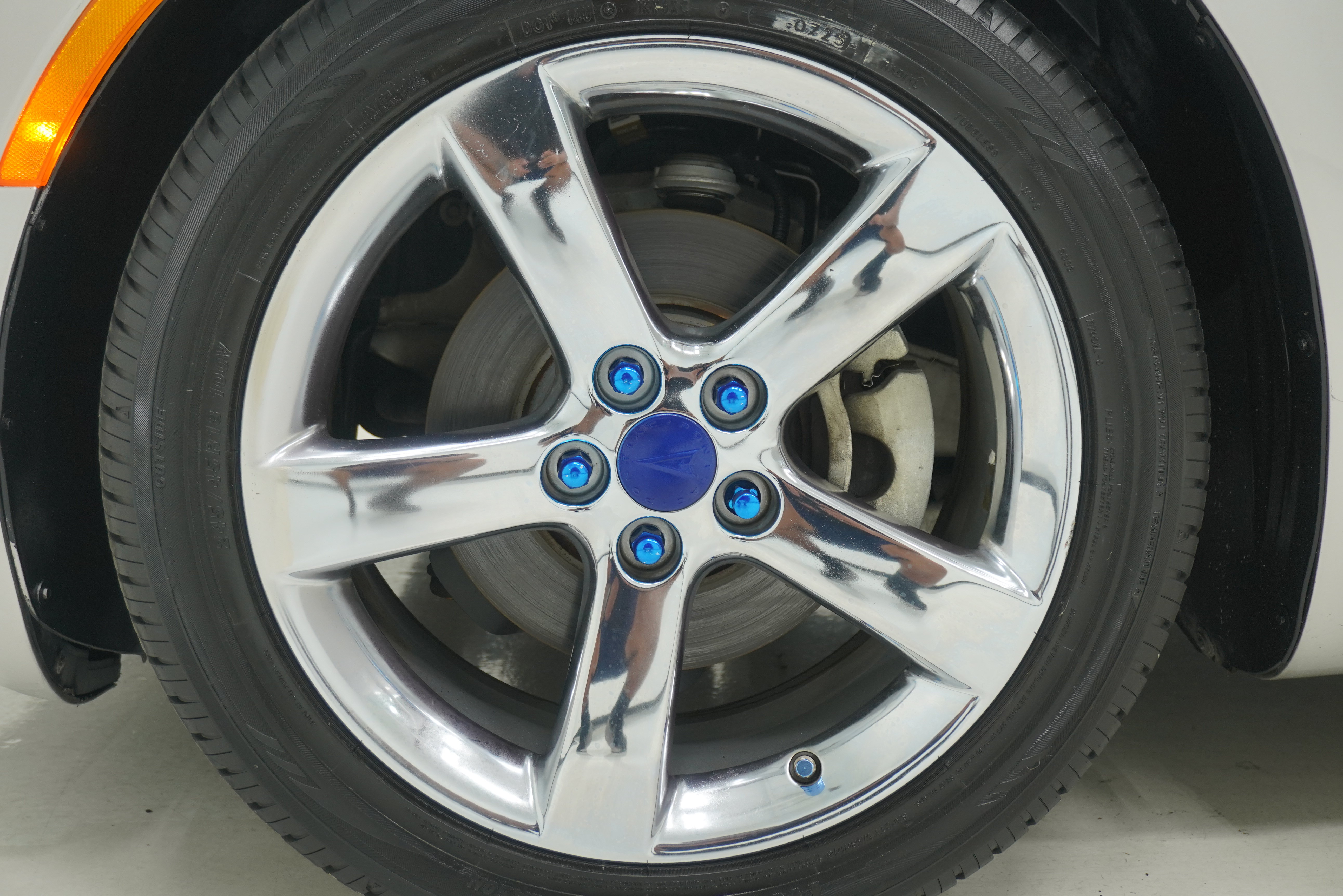 Used 2008 Pontiac Solstice GXP w/ Premium Package RWD image 21