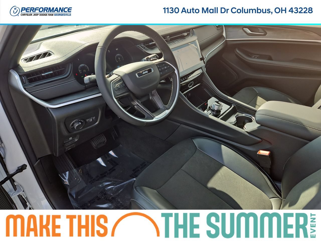 New 2026 Jeep Grand Cherokee Altitude AWD/4WD image 18