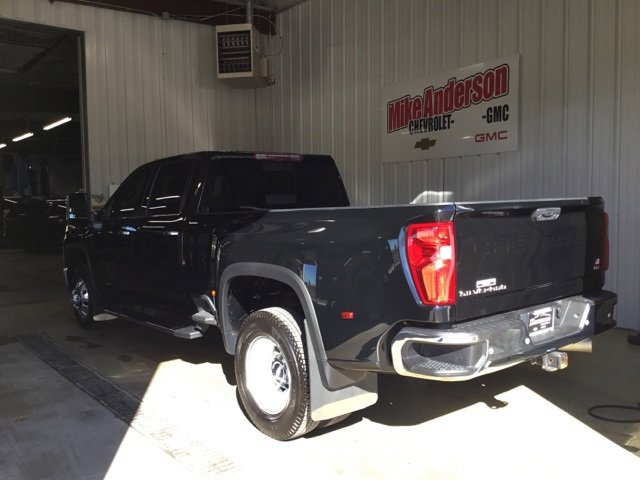 Used 2024 Chevrolet Silverado 3500 LTZ w/ LTZ Plus Package image 3