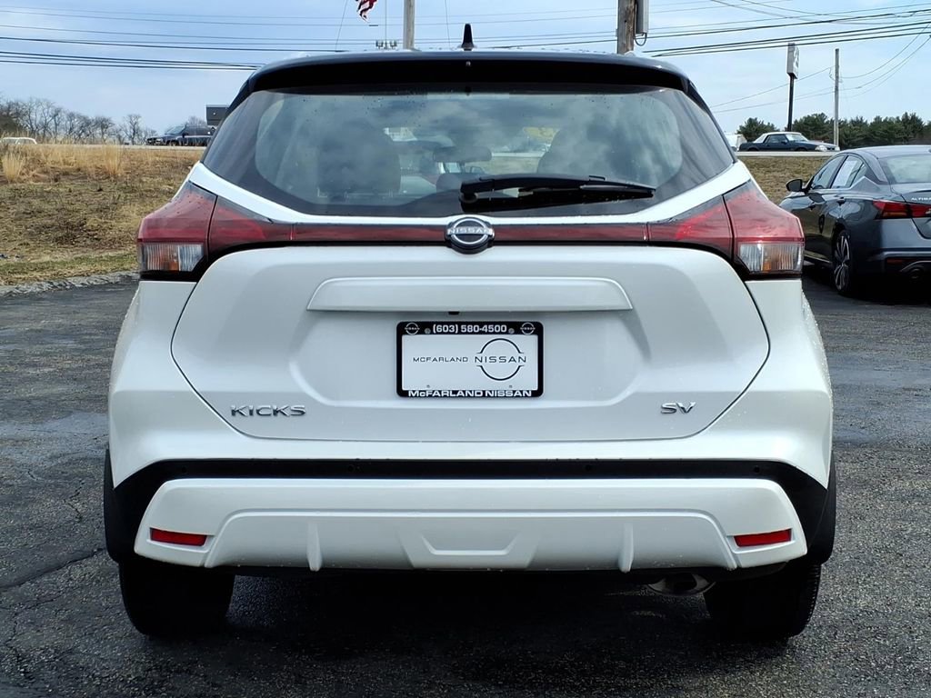 Certified 2023 Nissan Kicks SV FWD image 30