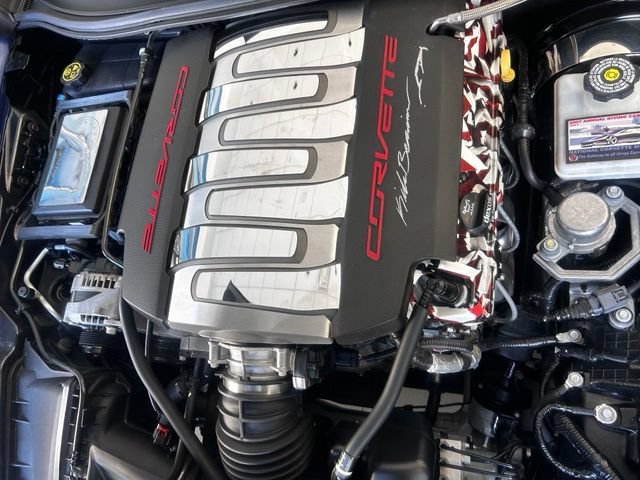 Used 2017 Chevrolet Corvette Stingray Coupe w/ 1LT RWD image 16