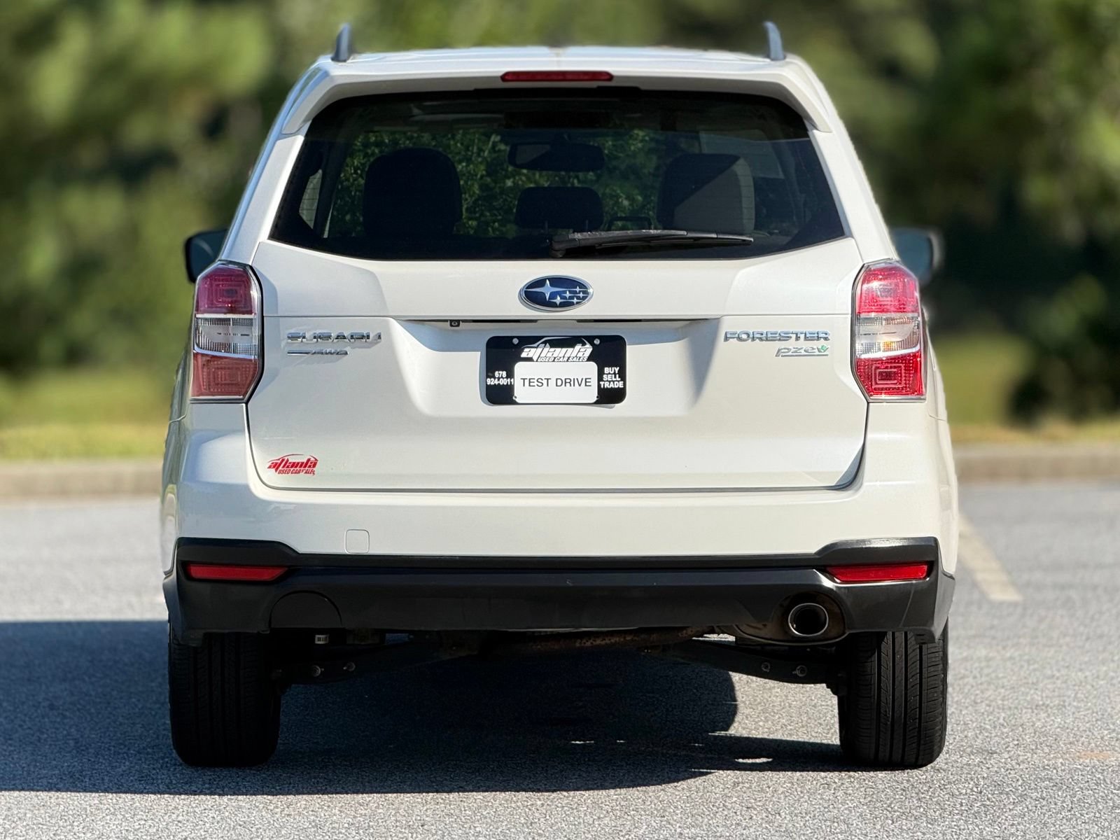 Used 2015 Subaru Forester 2.5i Limited AWD/4WD image 6