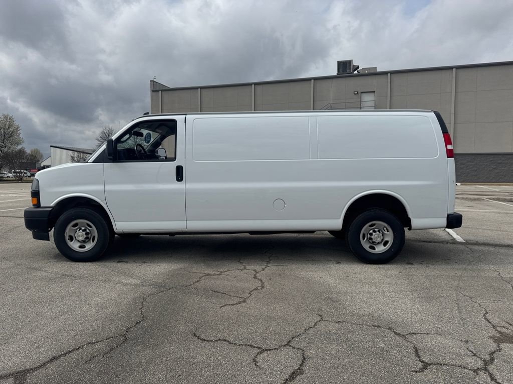 Used 2023 Chevrolet Express 2500 Extended w/ Driver Convenience Package image 3
