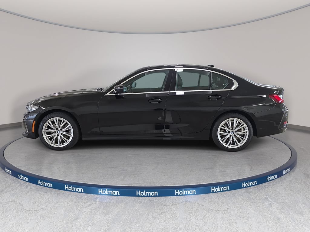 Used 2024 BMW 330i Sedan w/ Premium Package RWD image 11