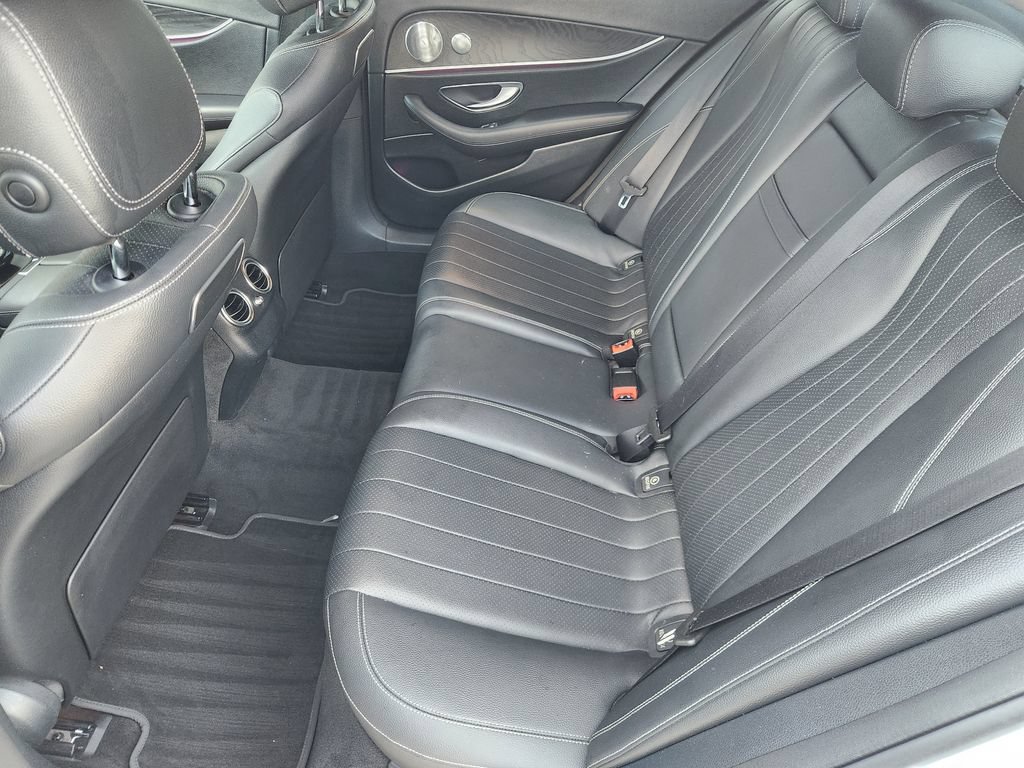 Used 2018 Mercedes-Benz E 300 image 31