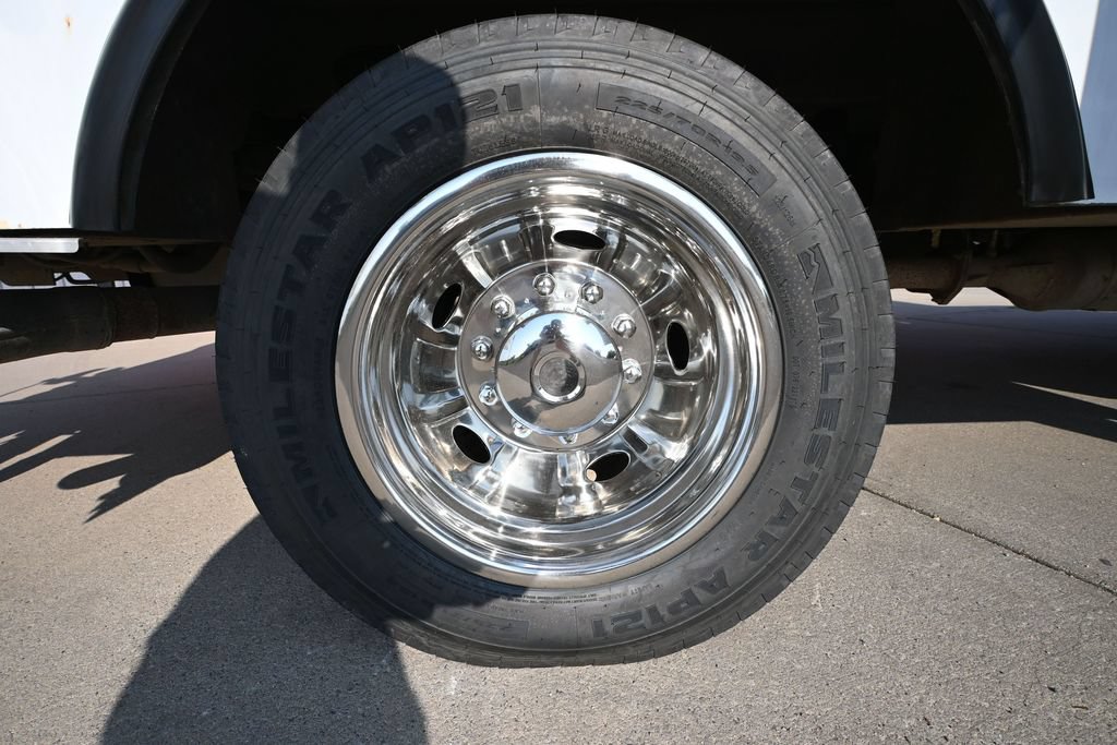 Used 2015 Ford F550 Luxury RWD image 21