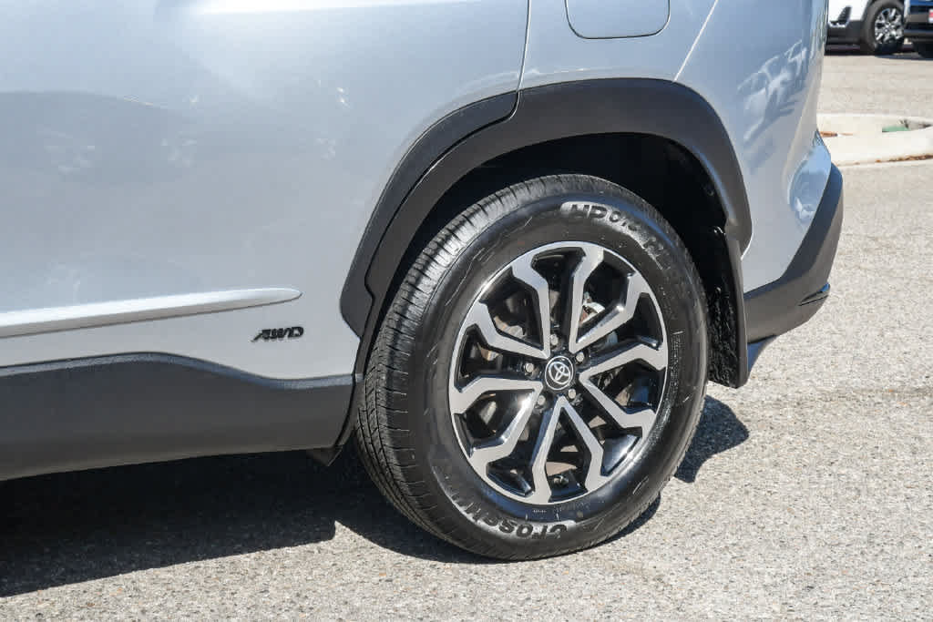 Certified 2023 Toyota Corolla Cross AWD Hybrid image 11