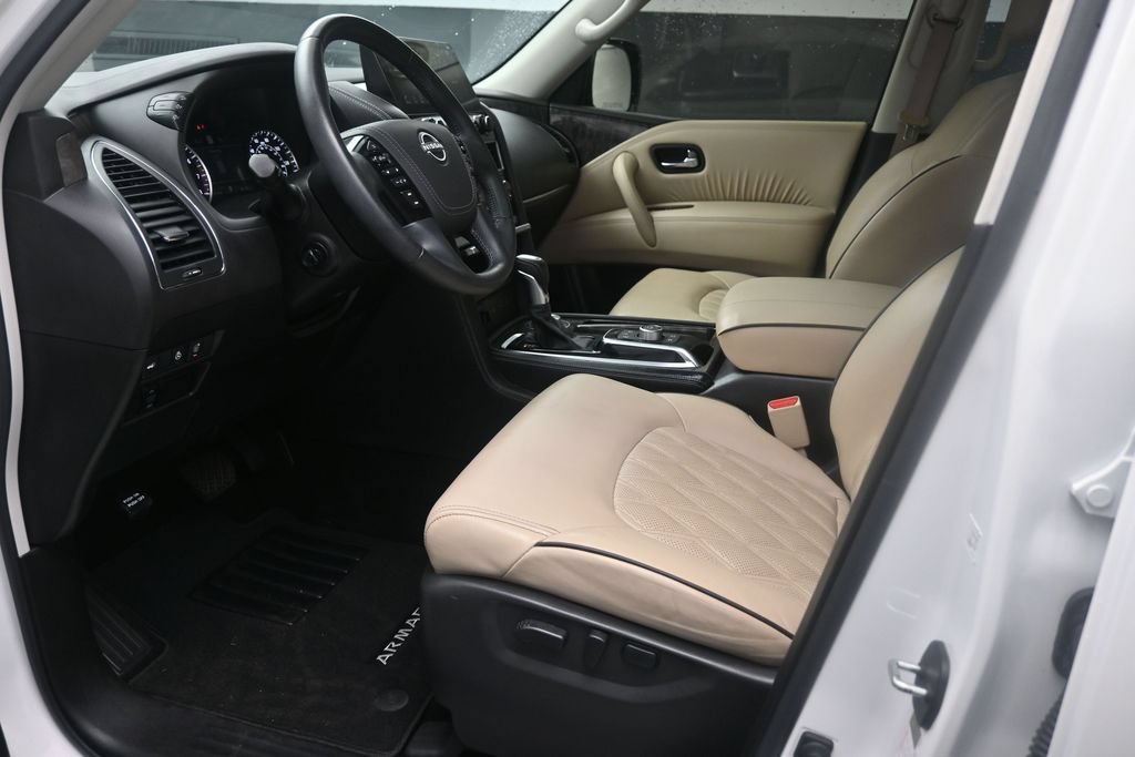 Used 2023 Nissan Armada Platinum w/ Captain's Chairs Package AWD/4WD image 17