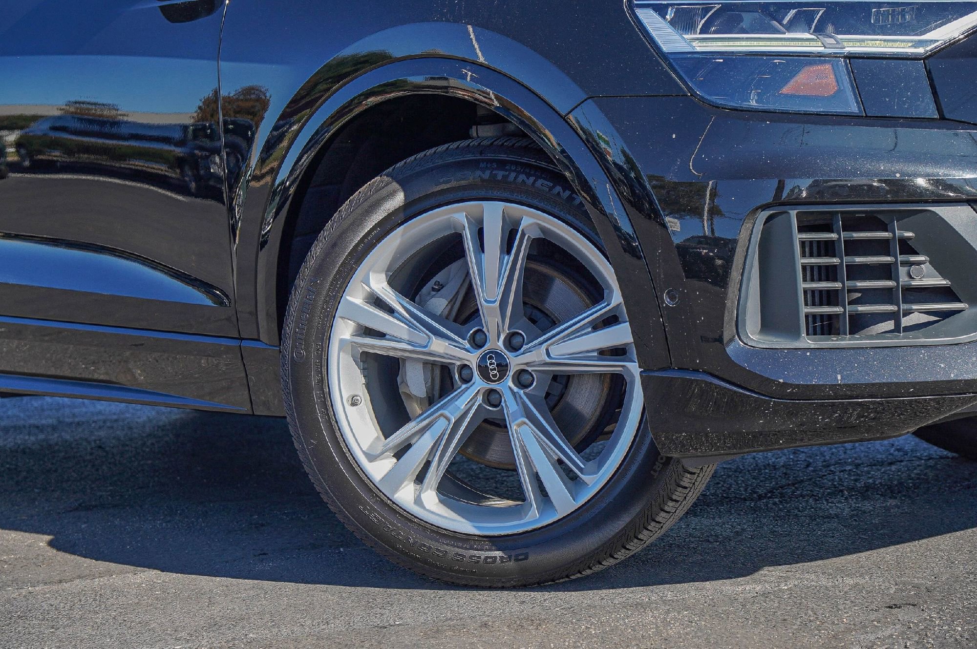 Used 2022 Audi Q8 Premium Plus w/ Premium Plus Package