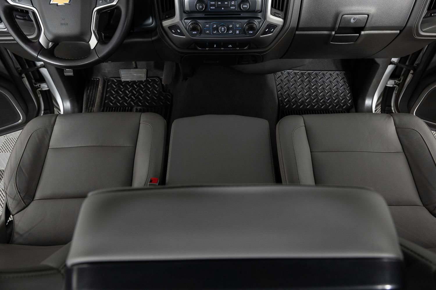 Used 2018 Chevrolet Silverado 1500 LTZ w/ Sport Package image 38