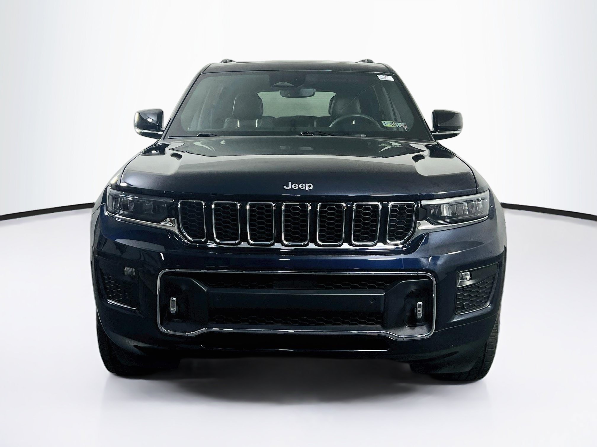 Used 2023 Jeep Grand Cherokee L Overland AWD/4WD image 2